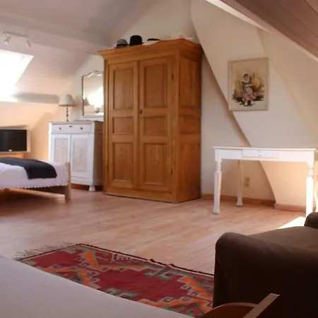 Le Jardin Bed & Breakfasts Waterloo